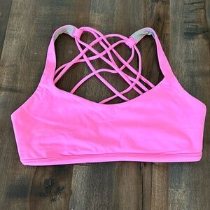 Lululemon sports bra